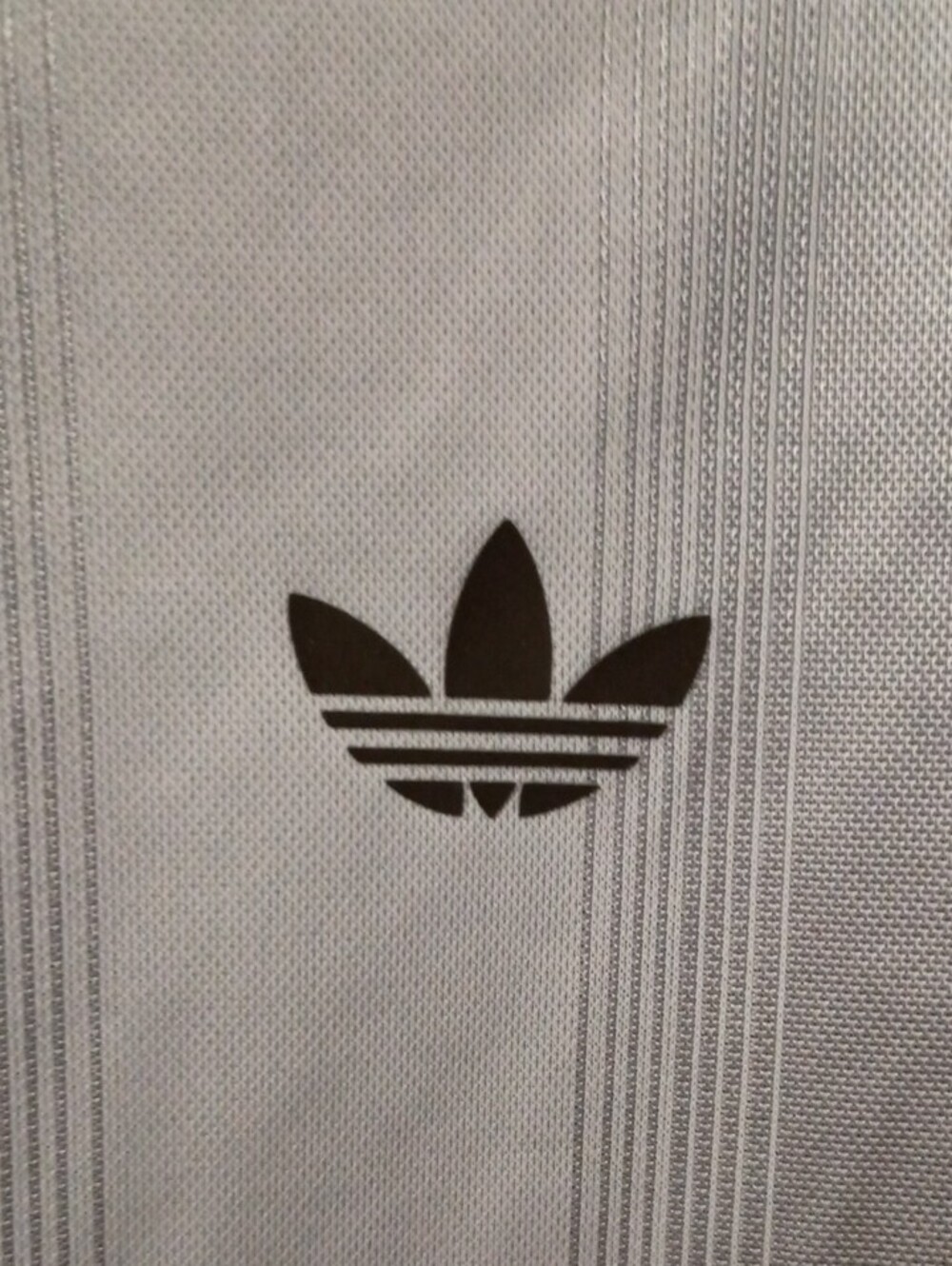 adidas Originals Light Blue Cropped V-Neck Long Sleeve Top with Black Trim - Picture 5 of 6